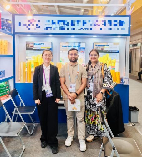 Anio Imports representatives Saiful Islam and his wife Afasana Meem at the 137th Canton Fair 